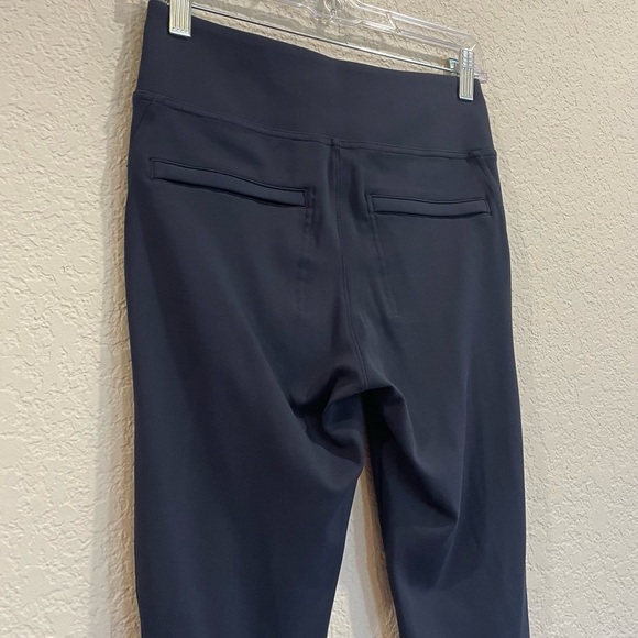 Athleta Delaney Skyline High Rise Hybrid Zippered Ankle Pants in Navy - Picture 6 of 9